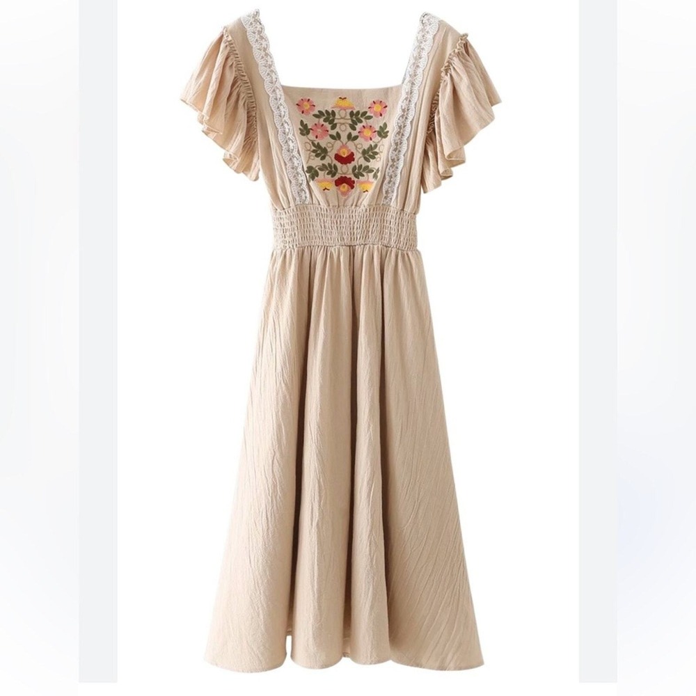Goodnight macaroon NWT sz Small embroidered smock w lace midi dress